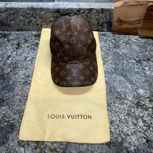 Louis Vuitton Monogram Hat (Unisex) Med.